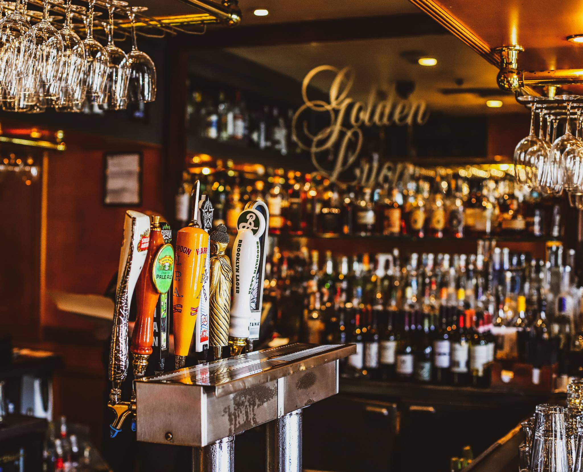 Golden Lyon Vintage Pub at Riverside